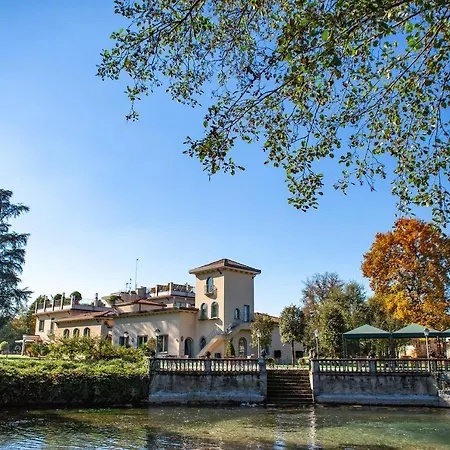 Necchi Portalupa Hotel Gambolò