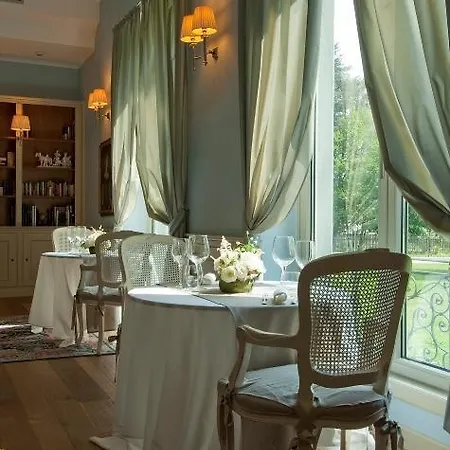 Hotel Necchi Alla Portalupa 4*