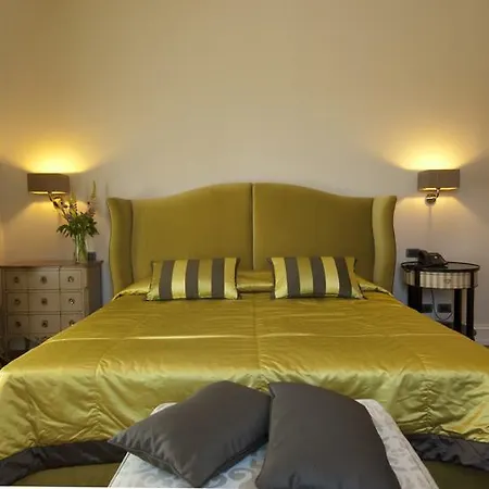 Necchi Alla Portalupa Hotel 4*